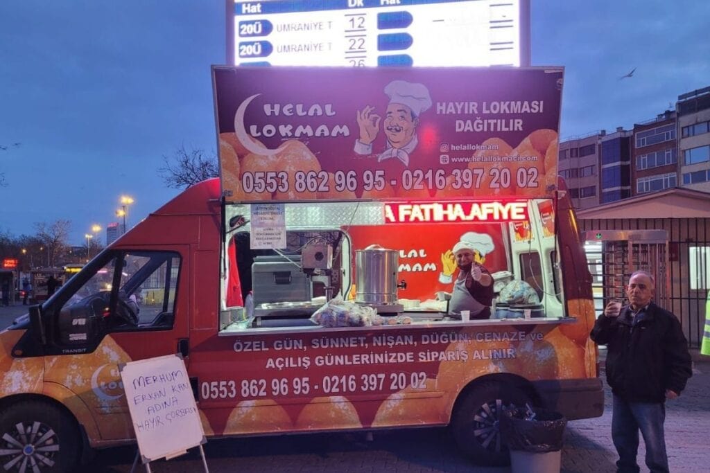 Maltepe’de Hayır Lokması Nasıl Dağıtılır?