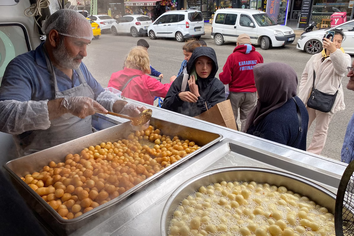 Bayrampaşa Lokma Döktürme