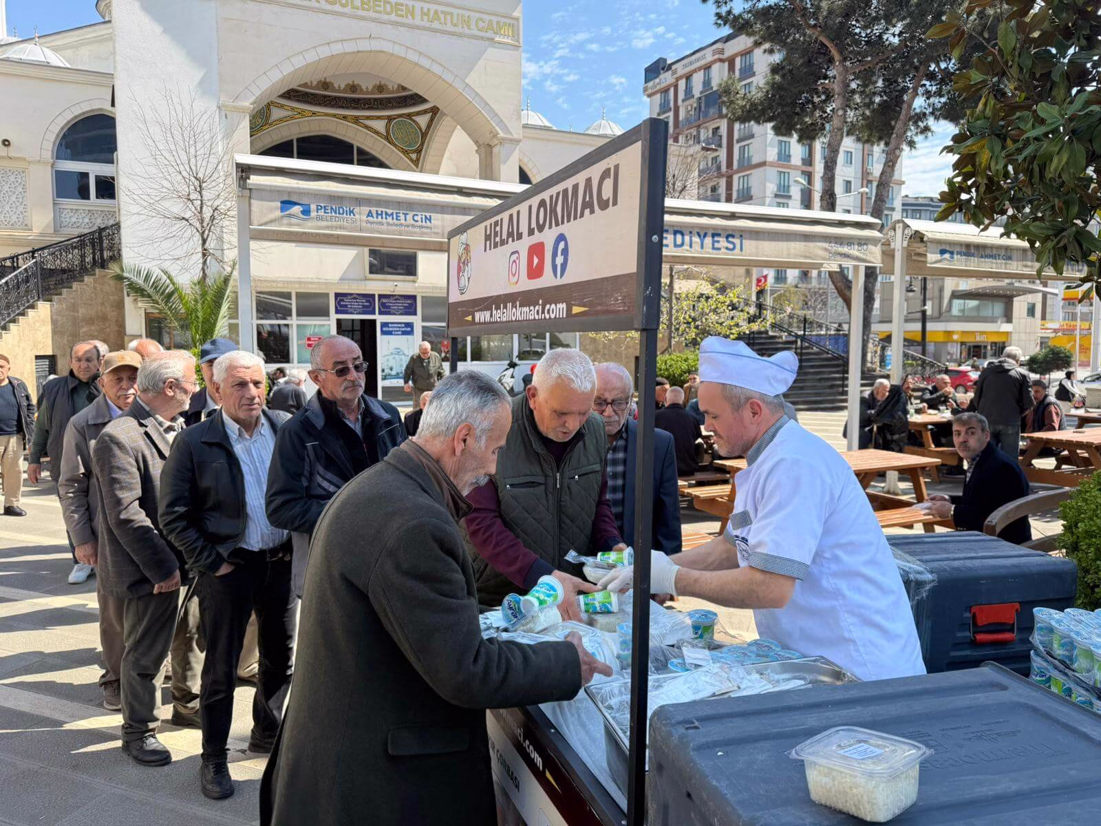 Ümraniye Pilav Dağıtımı