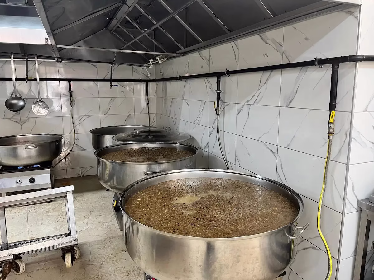 İstanbul aşure üretimi ve paketli aşure hazırlığı